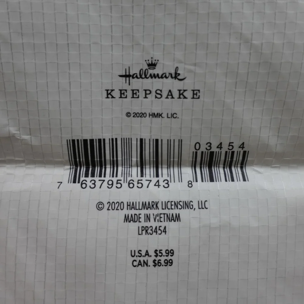 Hallmark keepsake reusable
